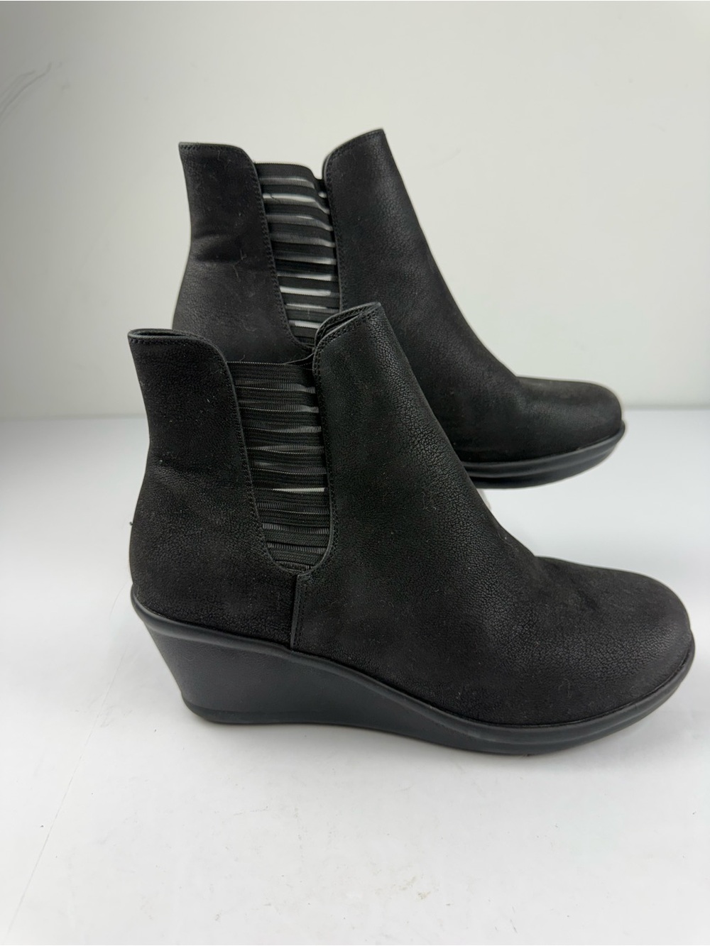 Skechers Womens 8.5 Rumblers Beam Me Up Black Microsuede Ankle Boot Wedge